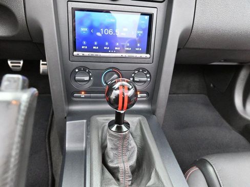 Used 2007 Ford Mustang Shelby GT500 RWD image 22
