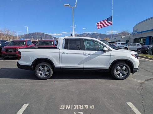 New 2026 Honda Ridgeline RTL image 2