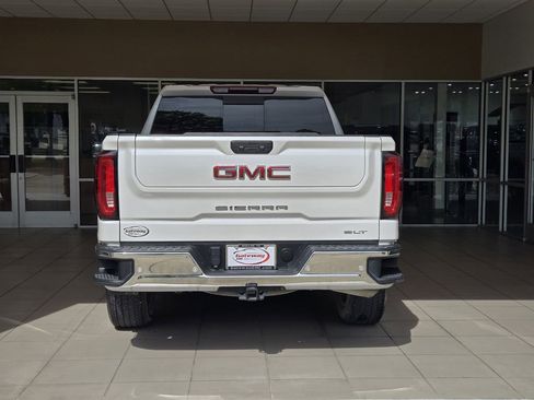Used 2024 GMC Sierra 1500 SLT image 6