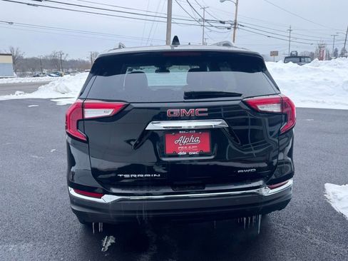 Used 2022 GMC Terrain SLT w/ Tech Package image 6