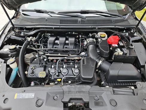 Used 2019 Ford Taurus SE FWD image 30