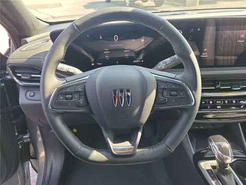 Used 2025 Buick Envista Avenir FWD image 20
