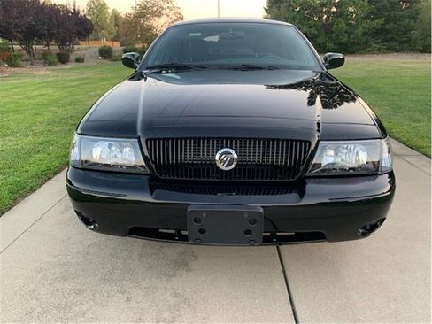 Used 2004 Mercury Marauder image 2