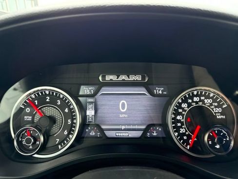Used 2025 RAM 1500 Big Horn AWD/4WD image 16