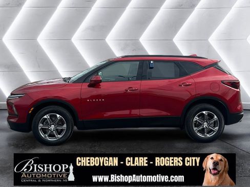 Used 2024 Chevrolet Blazer LT w/ Convenience Package image 16