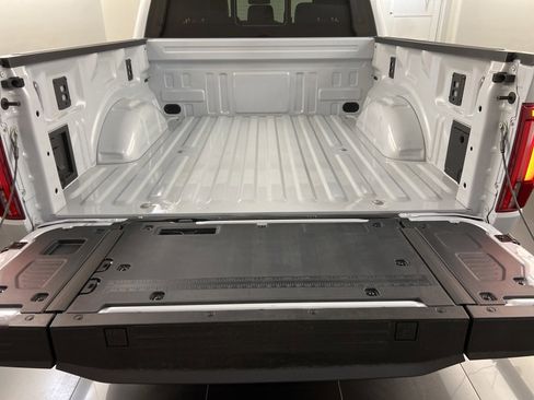 New 2025 Ford F150 Lariat w/ Equipment Group 502A High image 39