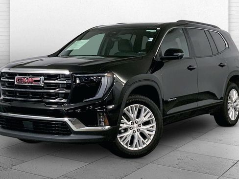 Used 2026 GMC Acadia Elevation w/ Elevation Premium Package FWD image 12