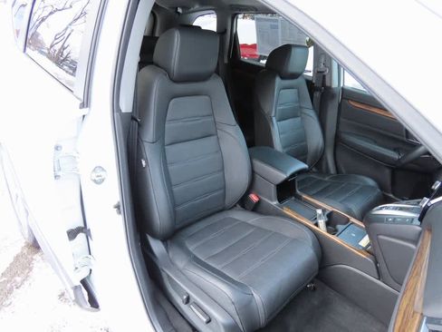 Certified 2020 Honda CR-V Touring image 19