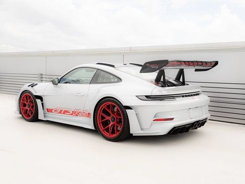 Certified 2025 Porsche 911 GT3 RS RWD image 5