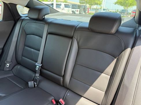 Used 2024 Chevrolet Malibu LT FWD image 28
