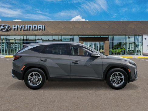 New 2026 Hyundai Tucson SE AWD/4WD image 7