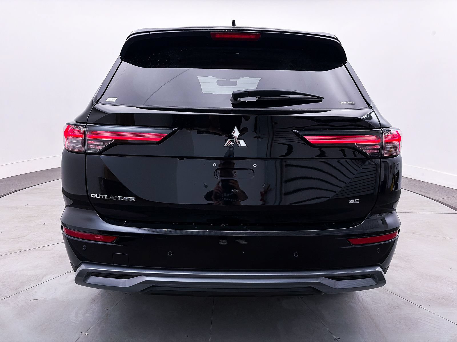 Used 2026 Mitsubishi Outlander SE AWD/4WD image 5