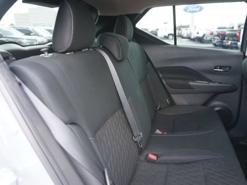 Used 2021 Nissan Kicks SV FWD image 16