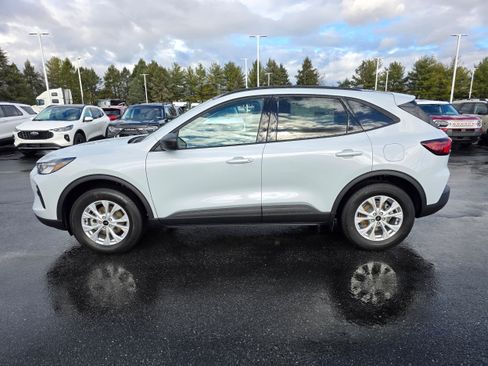 New 2026 Ford Escape Active w/ Cold Weather Package AWD/4WD image 9