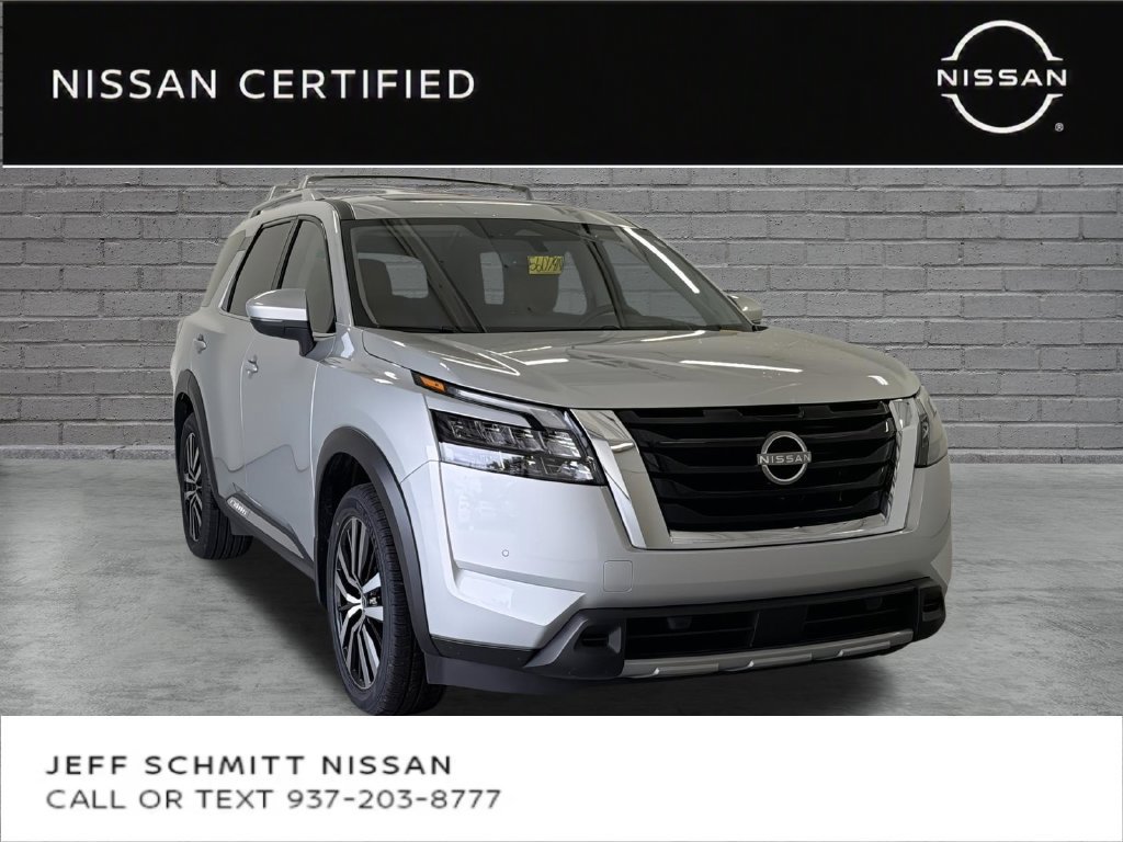 Certified 2025 Nissan Pathfinder Platinum w/ Cargo Package FWD image 1