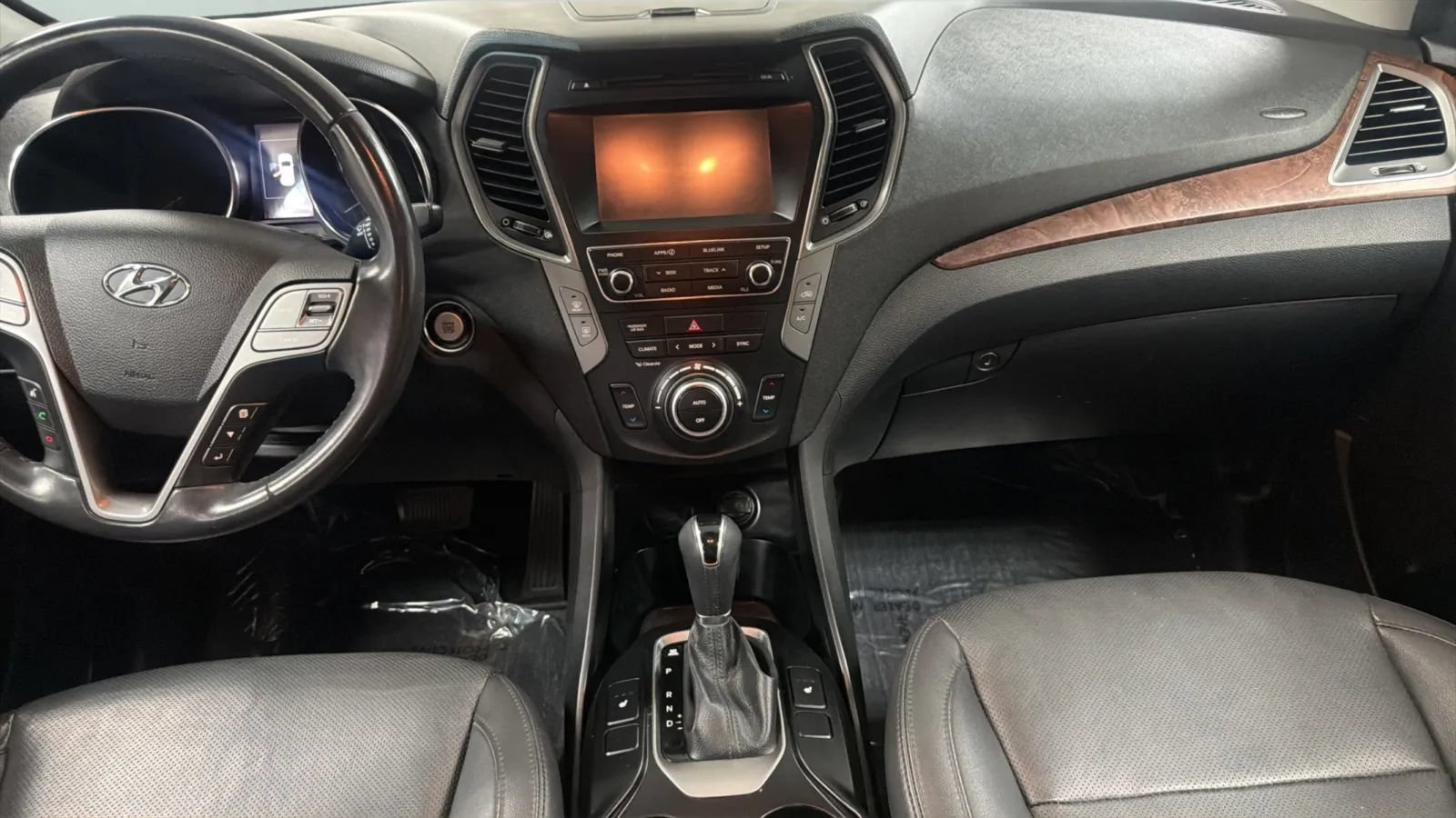 Used 2018 Hyundai Santa Fe Sport 2.0T FWD image 16