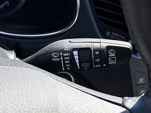 Used 2017 Hyundai Santa Fe Sport image 18