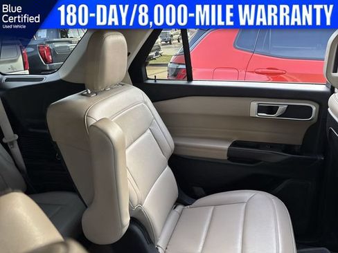 Used 2020 Ford Explorer XLT w/ Equipment Group 202A RWD image 17