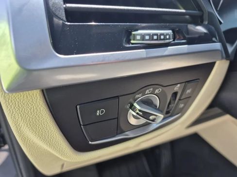 Used 2021 BMW X3 sDrive30i RWD image 26