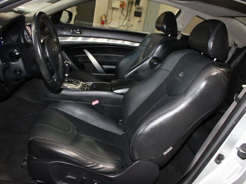 Used 2014 INFINITI Q60 Journey w/ Premium Package RWD image 25