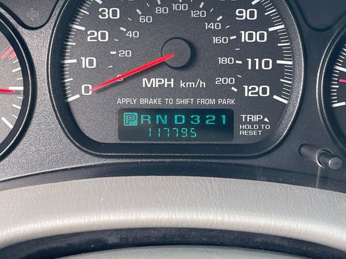 Used 2002 Chevrolet Impala LS w/ Preferred Equipment Group image 16