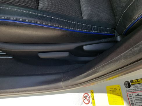 Used 2018 Toyota Corolla SE FWD image 18