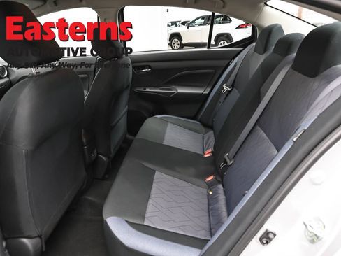 Used 2025 Nissan Versa SV FWD image 21
