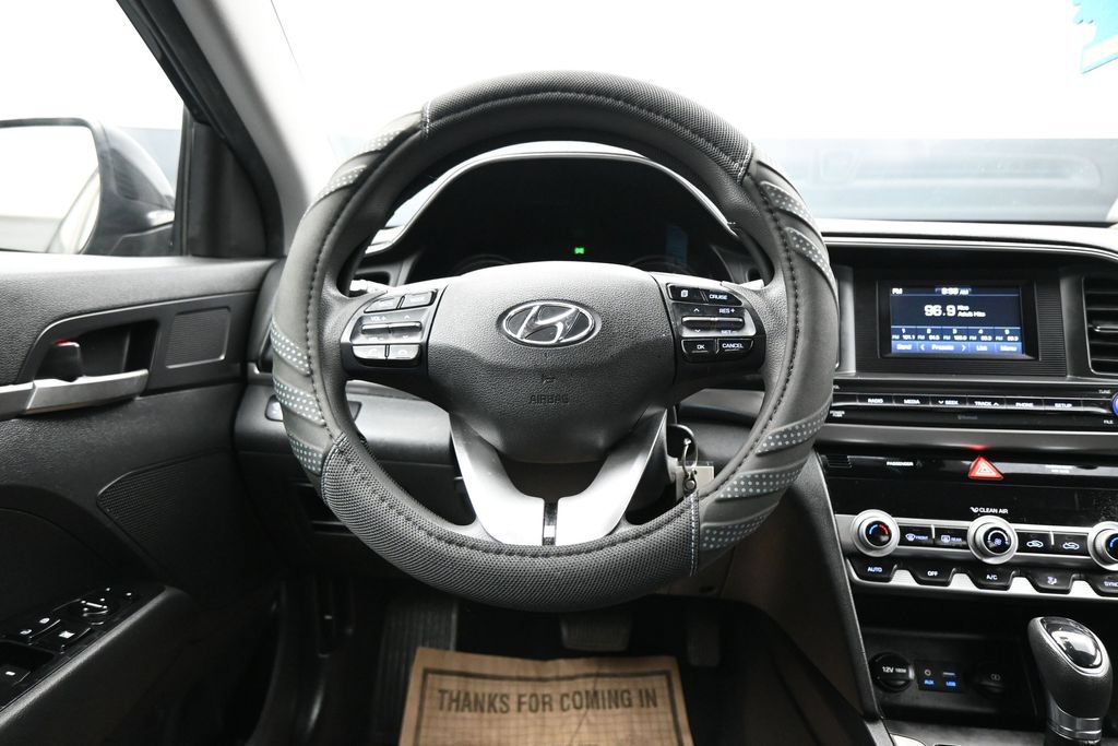 Used 2020 Hyundai Elantra SE w/ Cargo Package (C1) FWD image 15
