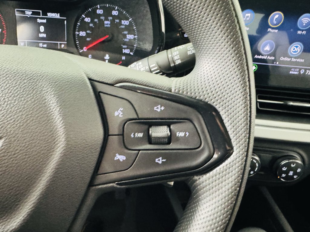 Used 2026 Chevrolet Trax LS FWD image 12