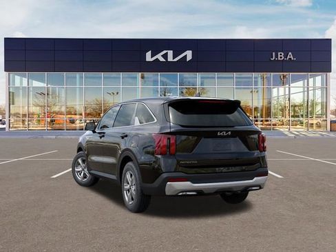 New 2026 Kia Sorento LX FWD image 4