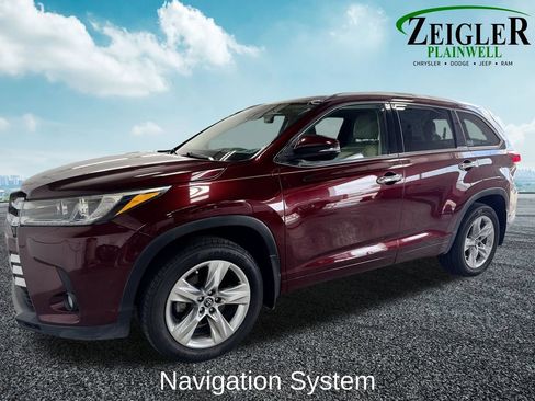 Used 2018 Toyota Highlander Limited AWD/4WD image 2