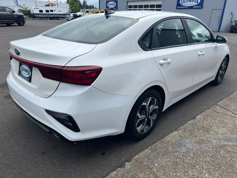 Used 2020 Kia Forte LXS FWD image 10