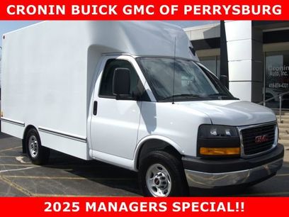New 2025 GMC Savana 3500 w/ Power Convenience Package