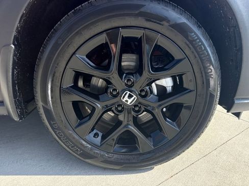 Used 2025 Honda HR-V Sport image 11