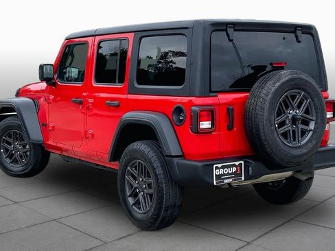 Used 2025 Jeep Wrangler Unlimited Sport AWD/4WD image 11