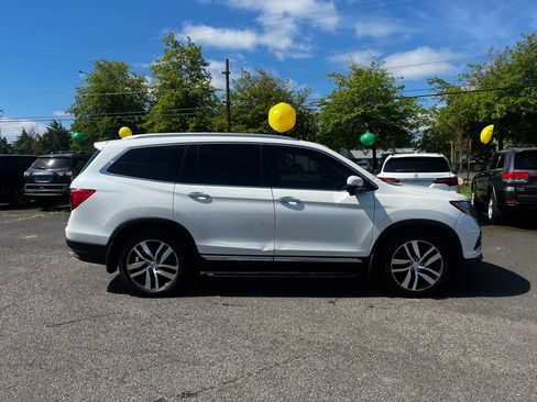 Used 2016 Honda Pilot Touring image 2