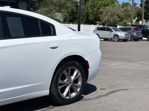 Used 2020 Dodge Charger SXT AWD/4WD image 7