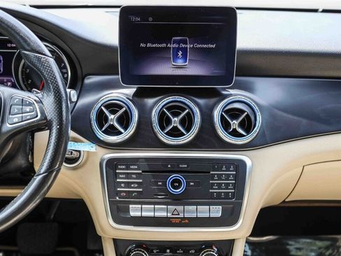 Used 2018 Mercedes-Benz CLA 250 image 15