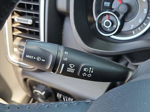 Used 2019 RAM 1500 Big Horn RWD image 17