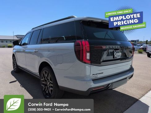 New 2026 Ford Expedition Max Platinum w/ Stealth Performance Package AWD/4WD image 5