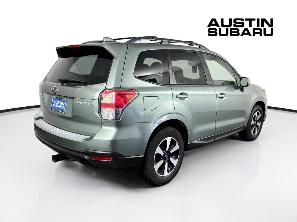 Used 2018 Subaru Forester 2.5i Premium AWD/4WD image 7