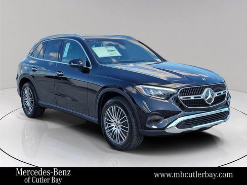 New 2026 Mercedes-Benz GLC 300 image 1