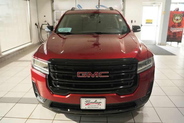 Used 2023 GMC Acadia SLE w/ Elevation Edition AWD/4WD image 6