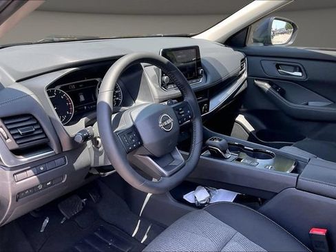 New 2026 Nissan Rogue SV w/ Cold Weather Package FWD image 7