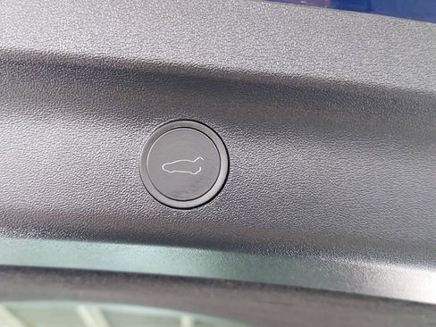 Used 2023 Tesla Model Y Long Range image 14