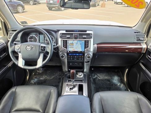 Used 2023 Toyota 4Runner Limited AWD/4WD image 31