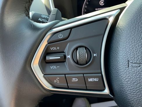 Used 2025 Acura MDX FWD image 28