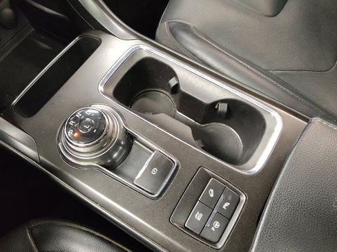 Used 2018 Ford Fusion Titanium image 26