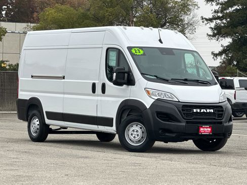 Used 2023 RAM ProMaster 2500 w/ Interior LED Lighting Group image 2