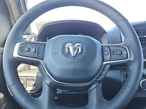 New 2026 RAM 1500 Big Horn AWD/4WD image 19
